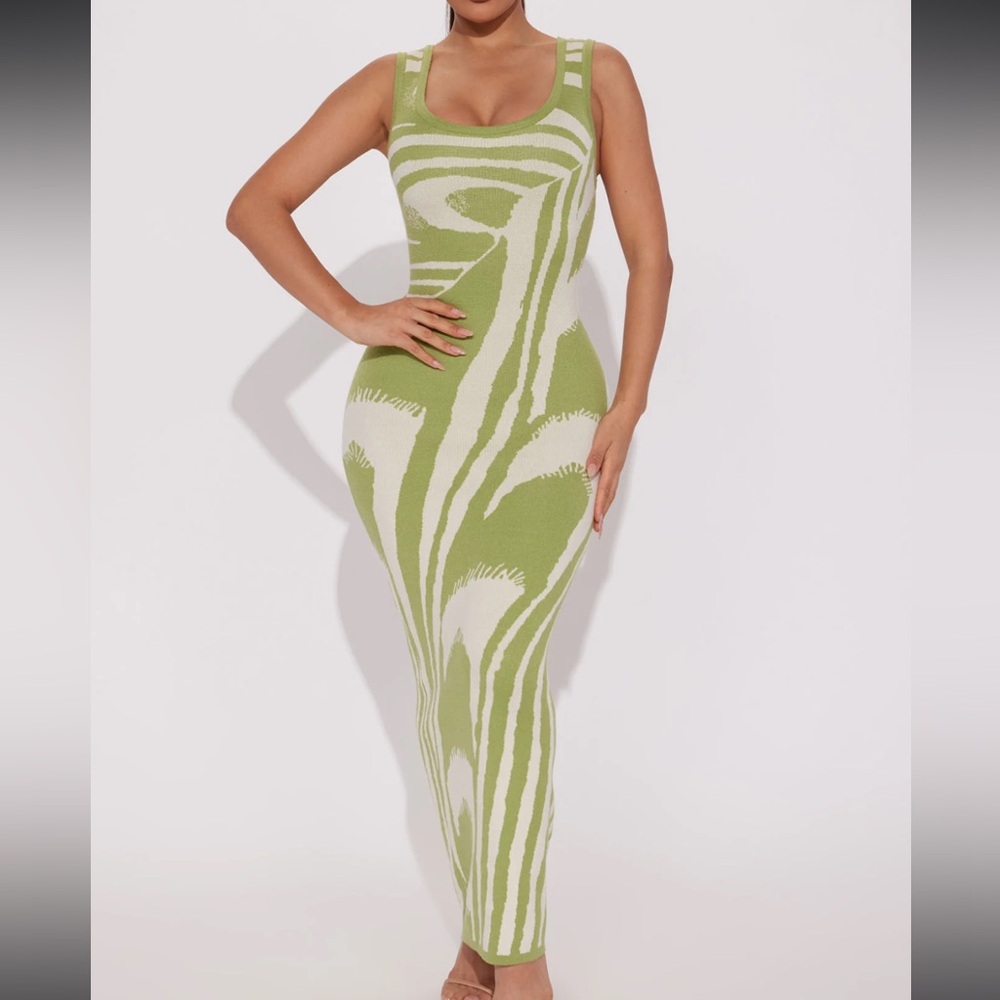 🌹Fashion Nova Oh So Chic Tank Maxi Dress Size XS